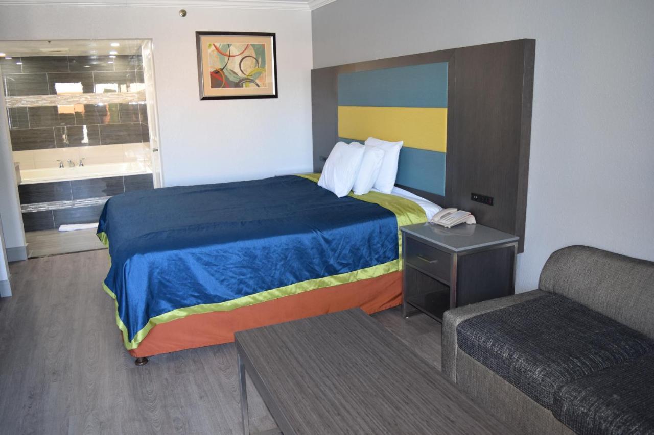 Budget Inn Ла-Пуэнте Экстерьер фото
